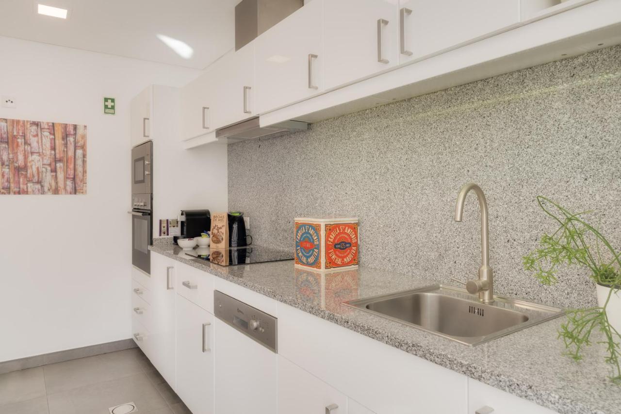 Casa Da Praca Apartments - By Casas Na Ilha 푼샬 외부 사진