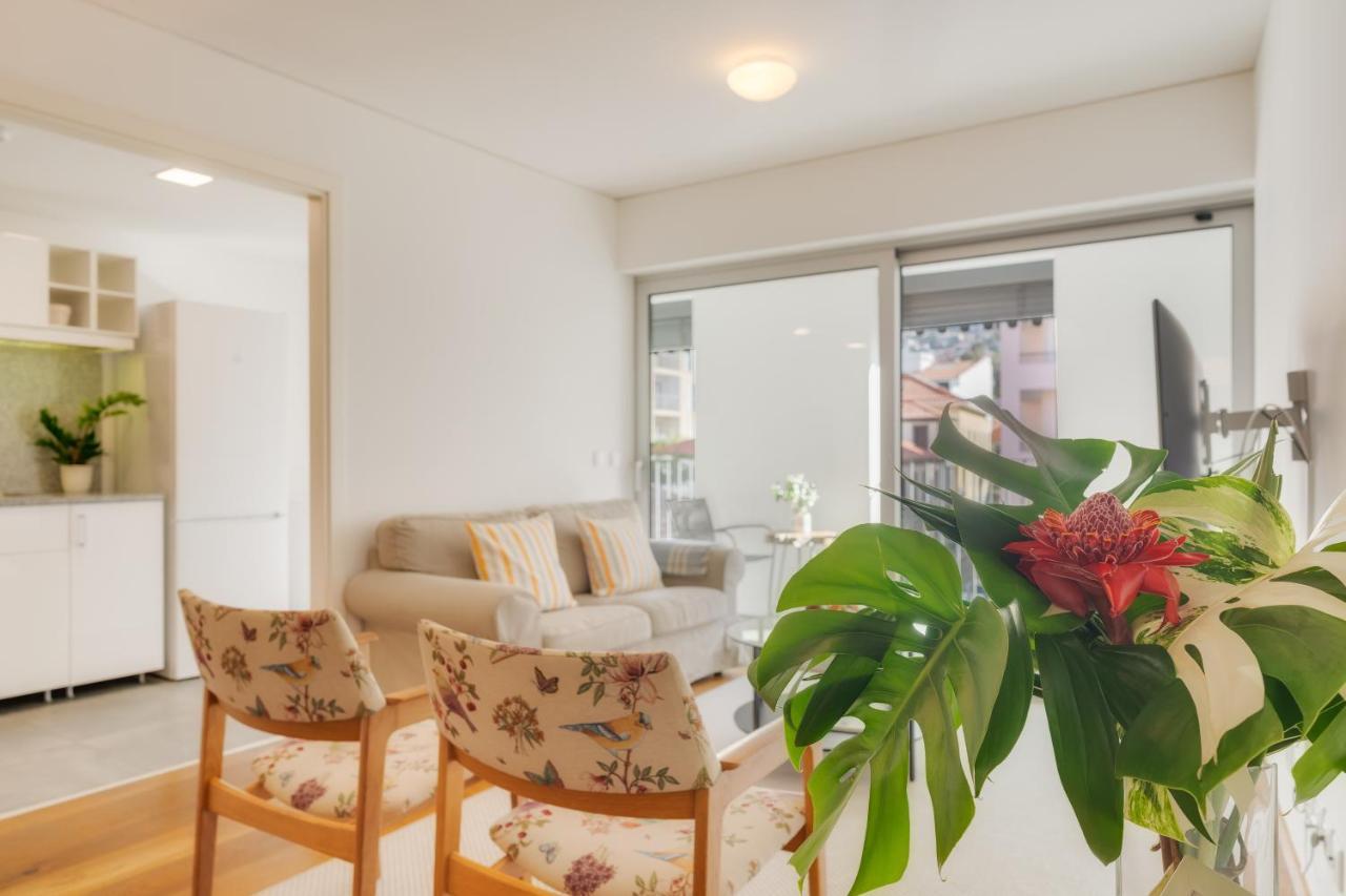 Casa Da Praca Apartments - By Casas Na Ilha 푼샬 외부 사진